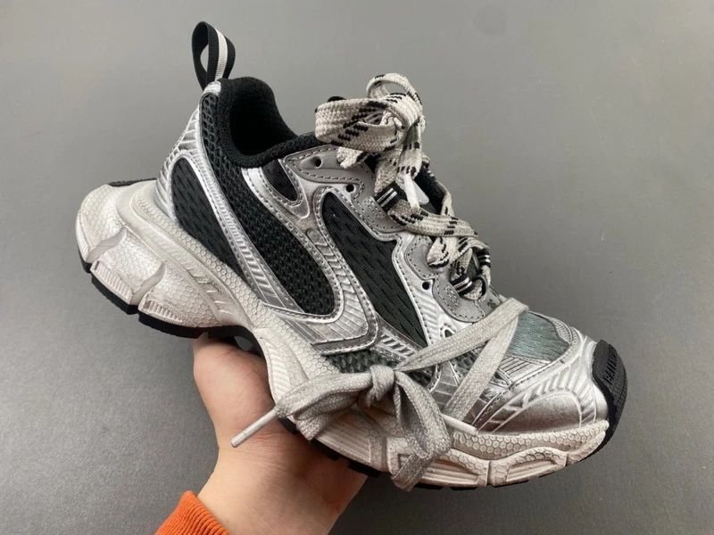Balenciaga 3XL - Black/Dark Green