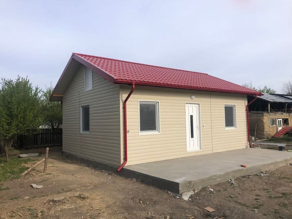 Vand casute modulare din panouri termoizolante 8 x 8m