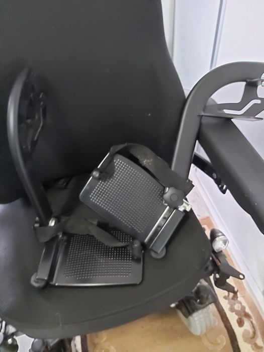 Căruț electric persoana dizabilități