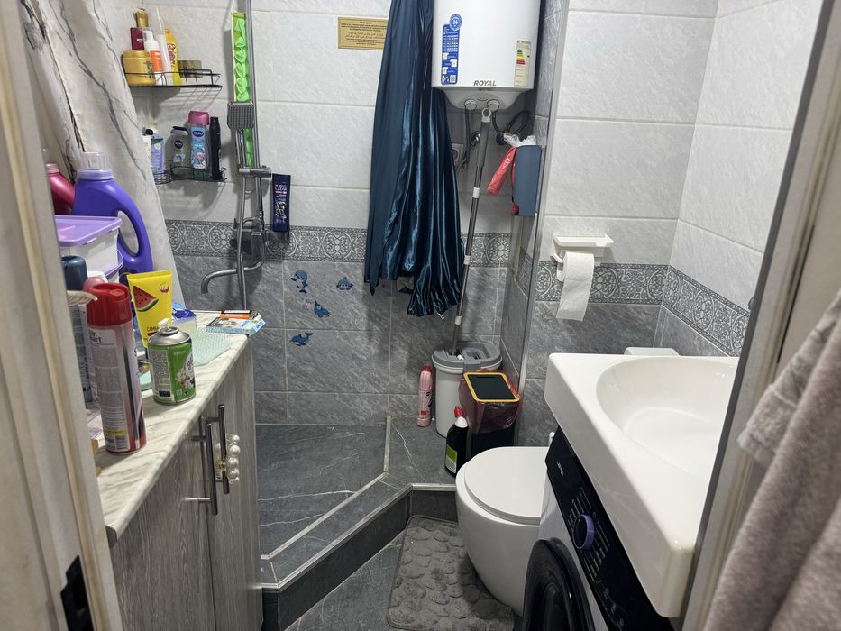 Yunusobod 13 kv 1 xonali 28 m² uy sotiladi srochno