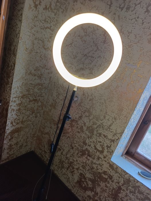 Led lampa sotiladi. Kichik razmer