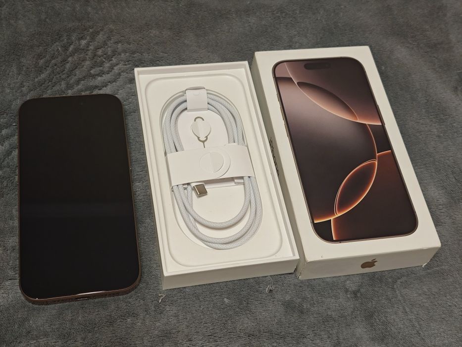 Iphone 16 pro 256gb золотистый