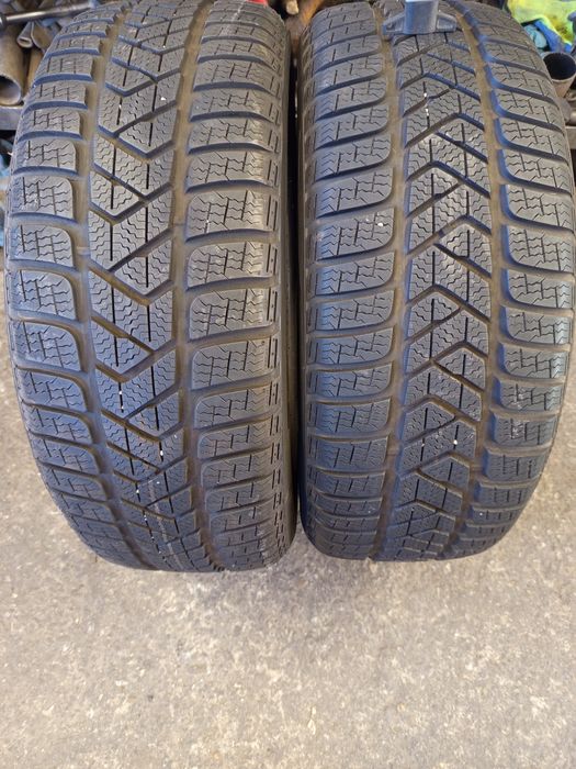 215/60/16 Pirelli 2 броя Зимни гуми дот2921