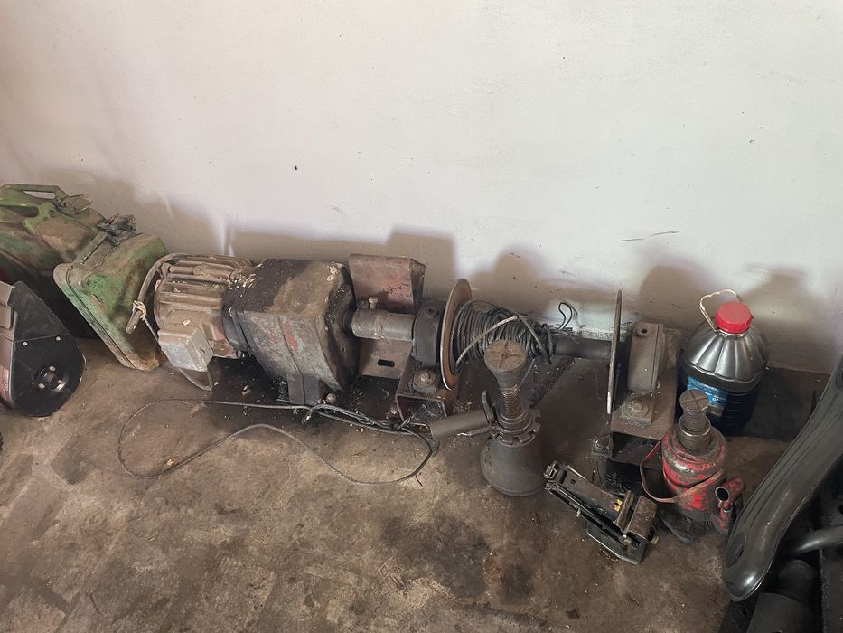 Продава се Промишлена сграда в Попово - 250 кв.м за 368 €/кв.м - Снимка #21