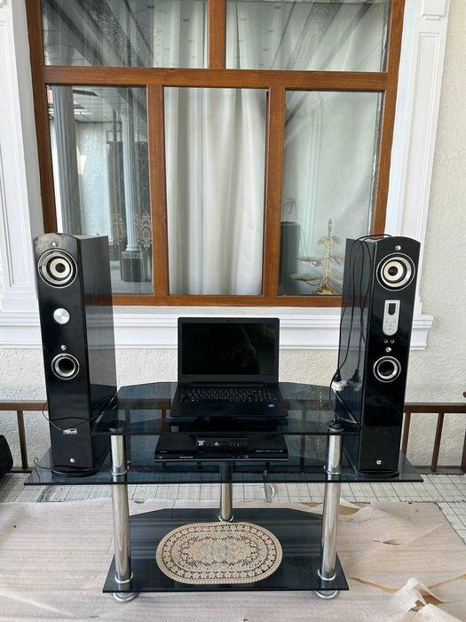 Kalonka, dvd, padstavka, nootbook