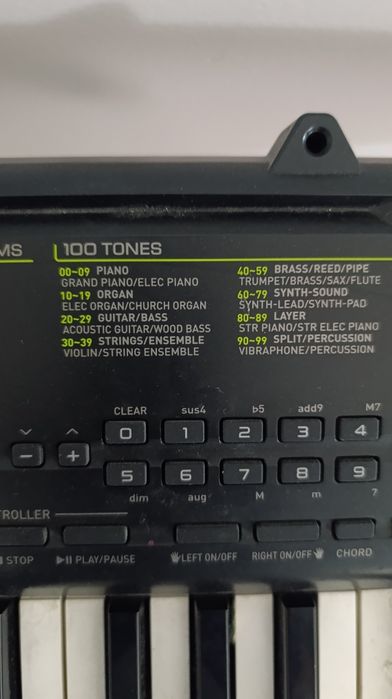 Синтезатор Casio