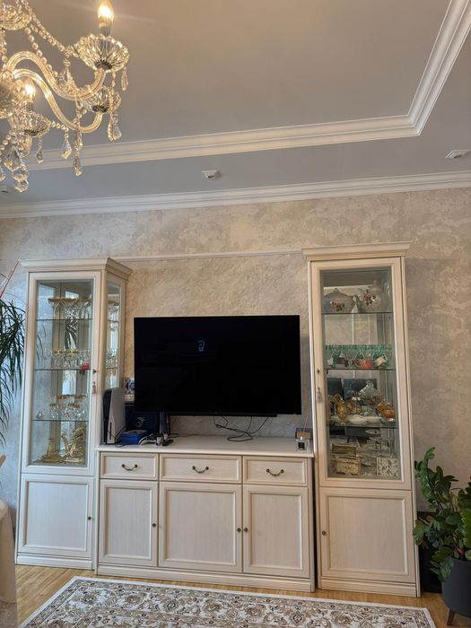 Продам стенку в гостиную