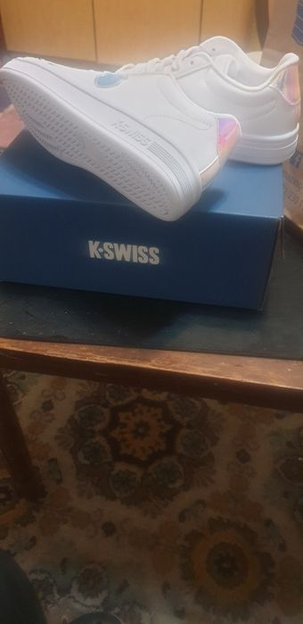 Кроссовки от компании K-SWISS 39 размер Вьетнам