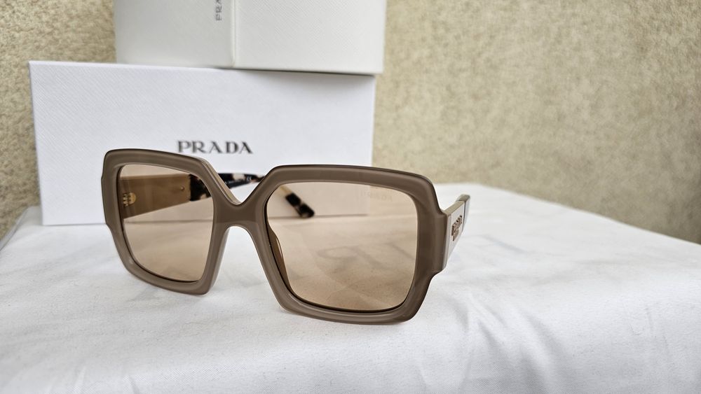 Prada слънчеви очила