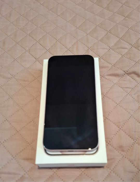 Iphone 15 plus розов