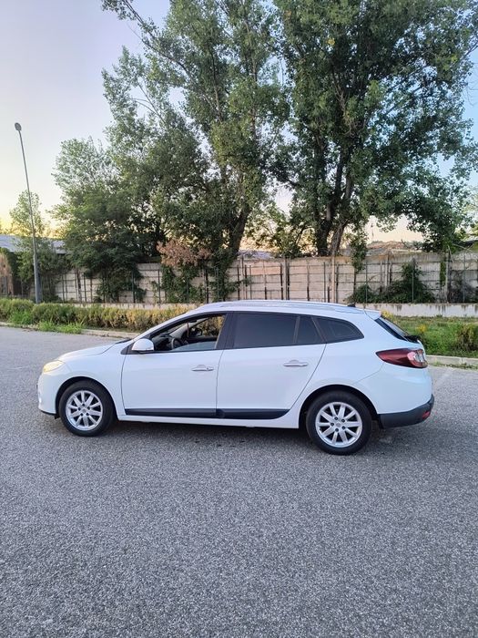 Renault Megane III Estate 1.9 dCi 131 CP | Keyless | Euro 5 | Navi | Piele