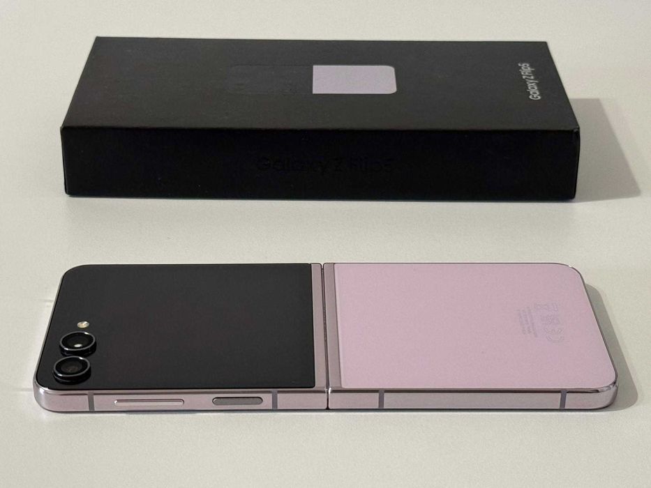 Бартер! Перфектен! Samsung Galaxy Z Flip 5 512/8GB Levender (Лилав)