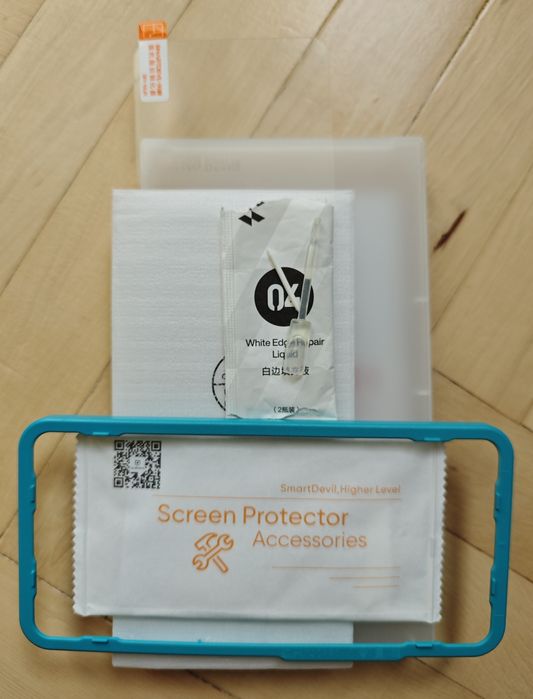 Продавам протектори за дисплей от закалено стъкло за Poco F2 Pro.