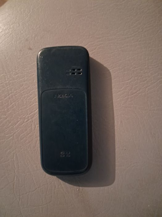 Nokia модель 100
