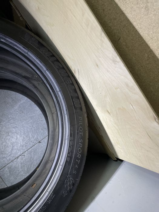 Micheline pilot sport 4s