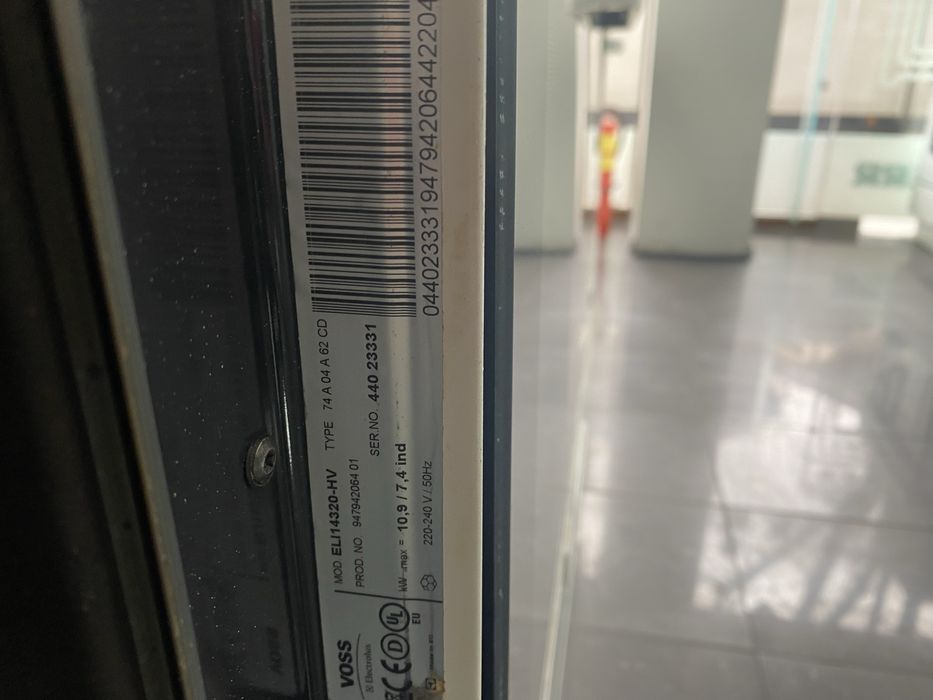 Печка с индукциони котлони VOSS Electrolux ELI 14321 HV клас: А+ 74л