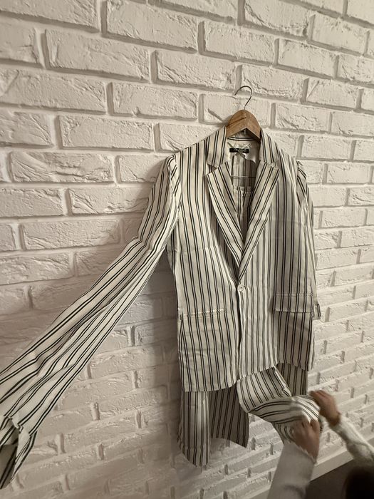 Костюм женский размер М