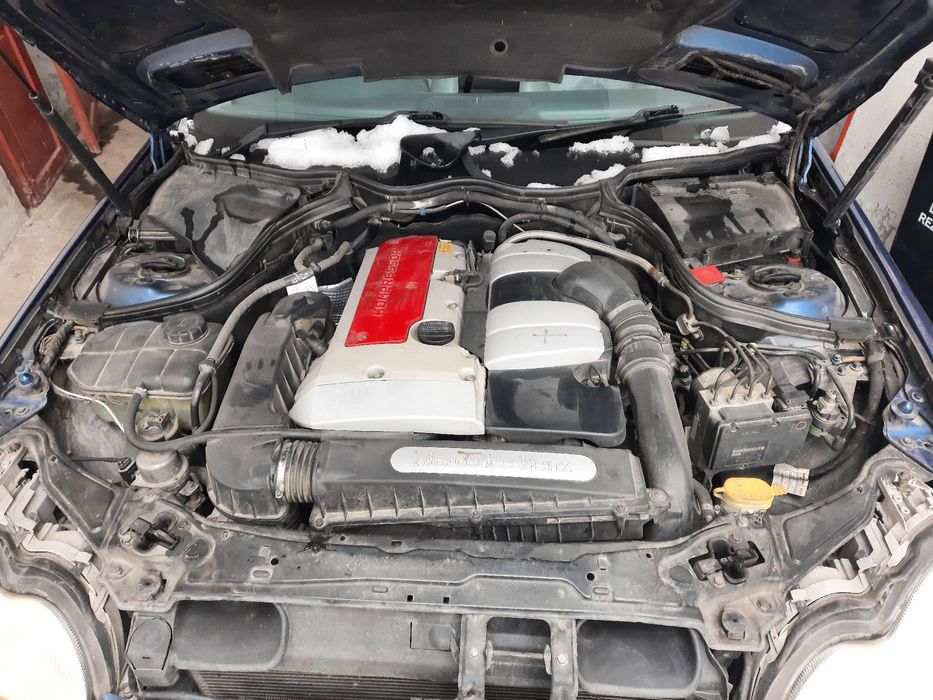 Vând cutie de viteză automată cu motor 2l benzină kompresor