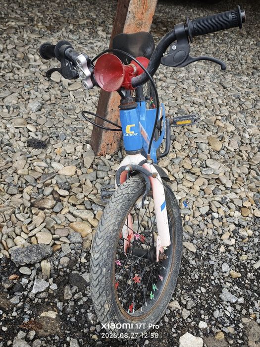 Vând bicicleta copii 4-6 ani