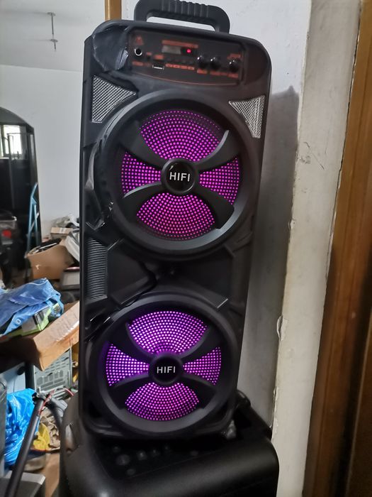 Boxă portabilă mare cu stik card radio microfon auxiliar perfect funcțională