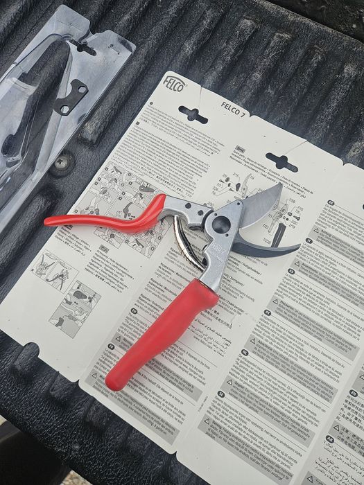 Felco7 Foarfeca profesionala gradina,pomi,vie  cu mâner rotativ made i