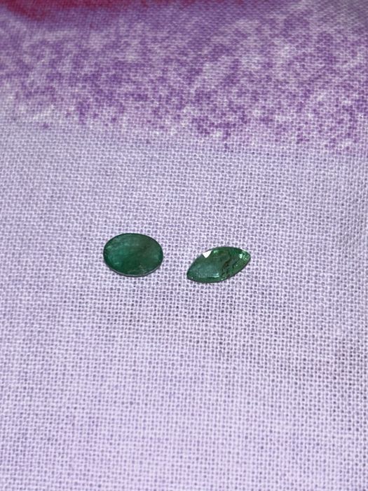 Изумруды природные