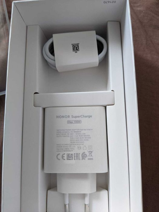 Продам Honor 400 Pro