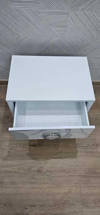 Продаются прикроватные тумбочки