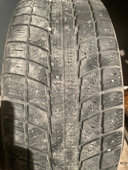 Продам авто Шины