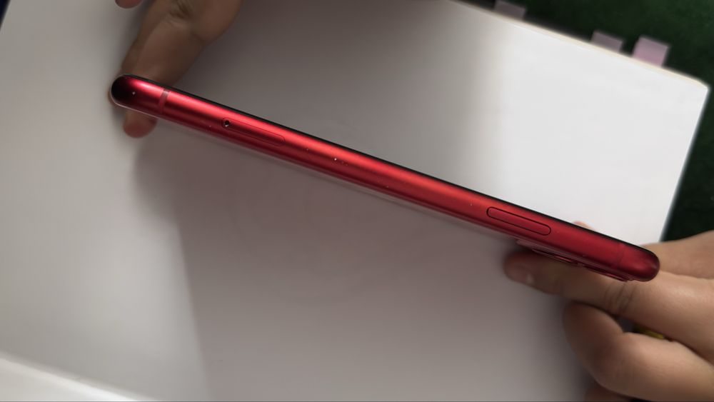 Продам Iphone 11
