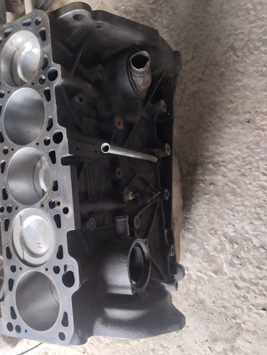 блок цилиндров двигатель ауди 100 переходка