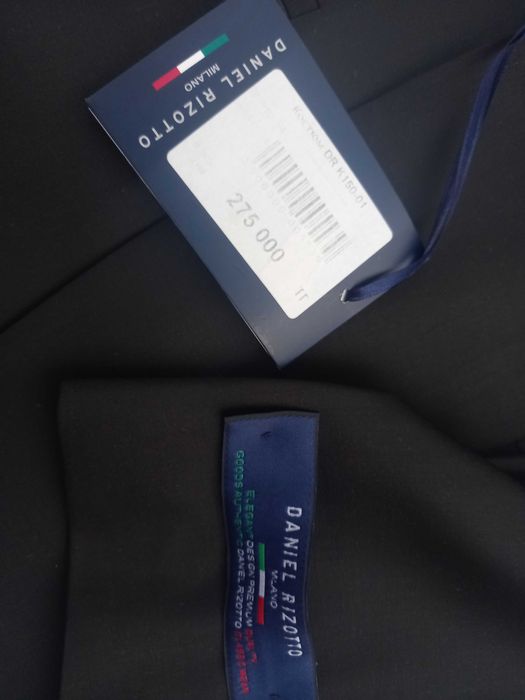 Костюм смокинг новый