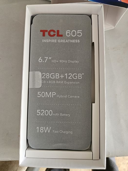 Два броя TCL 605  чисто нови