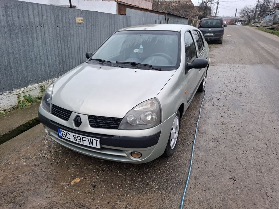 RENAULT Clio 2004 — imagine 4