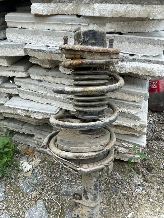 Плафон. Брызговик. Стойка