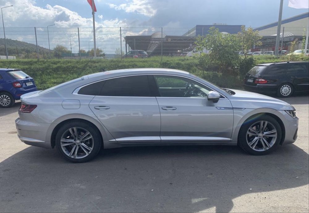 VW Arteon R Line