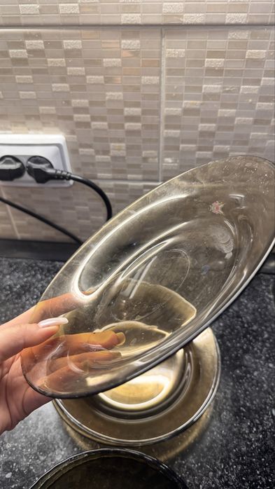 Продам тарелки персональные и для супа