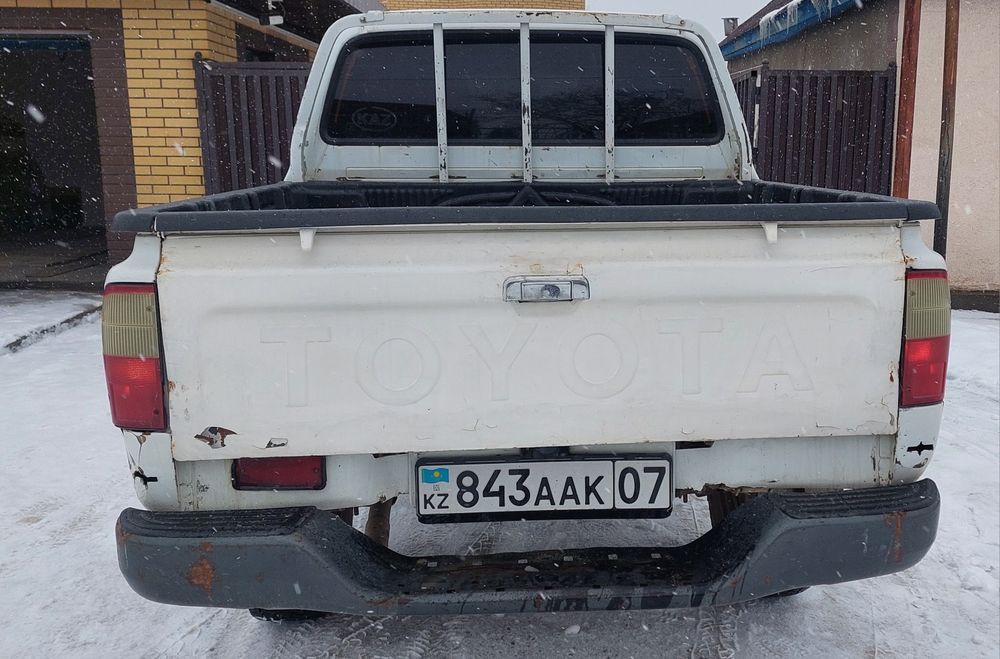 Продам Тойота Хайлюкс