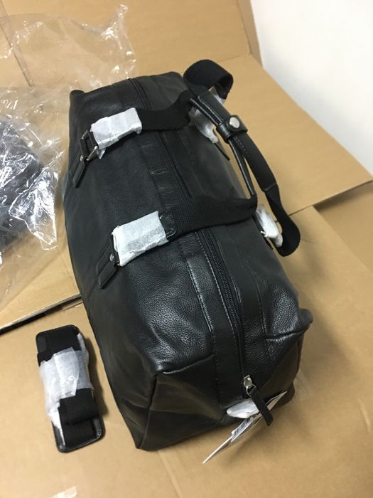 Geantă din piele naturală nouă