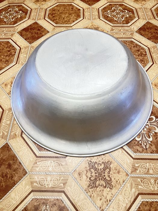 таз алюминиевый новый