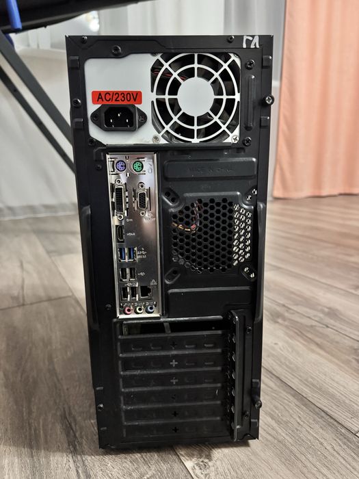 Компьютер в черном корпусе (полная комплектация)