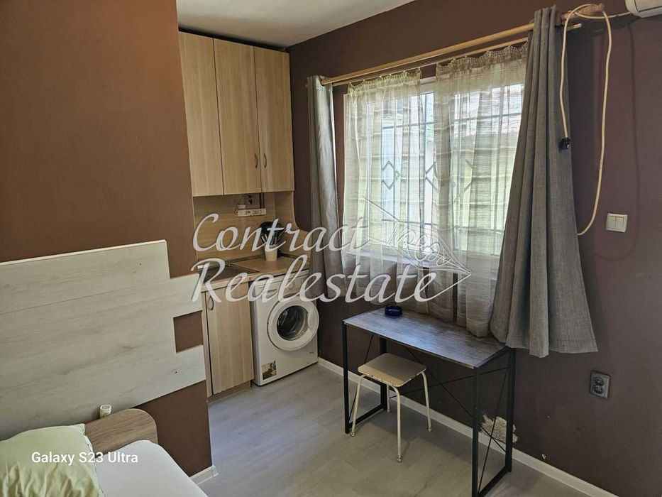 Дава се под наем Двустаен апартамент в Варна, ВИНС - 20 кв.м за 229.5 € - Снимка #2