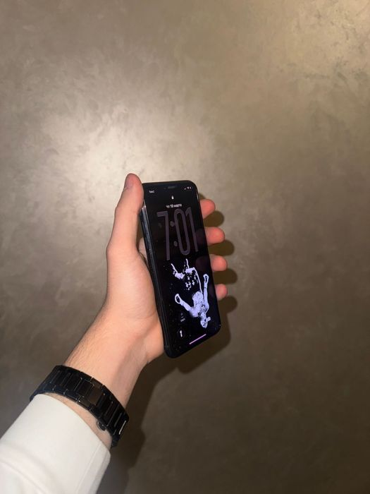 Продам 11 про макс 256гб