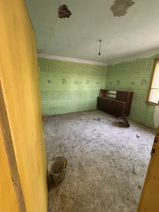 Продава се Къща в с. Крушовене, Област Плевен - 700 кв.м за 15 €/кв.м - Снимка #13