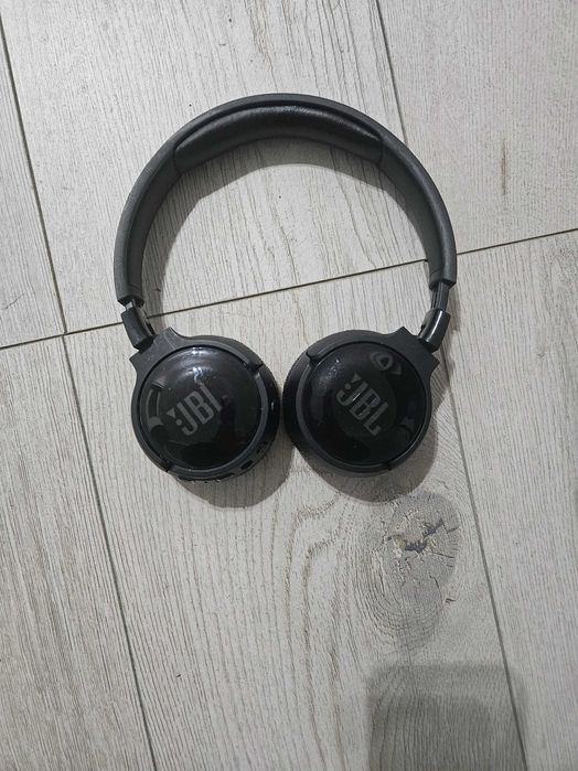 Casti JBL Tune 600, Wireless,  Noise cancelling, Autonomie 22 ore