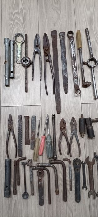 Продаю инструменты