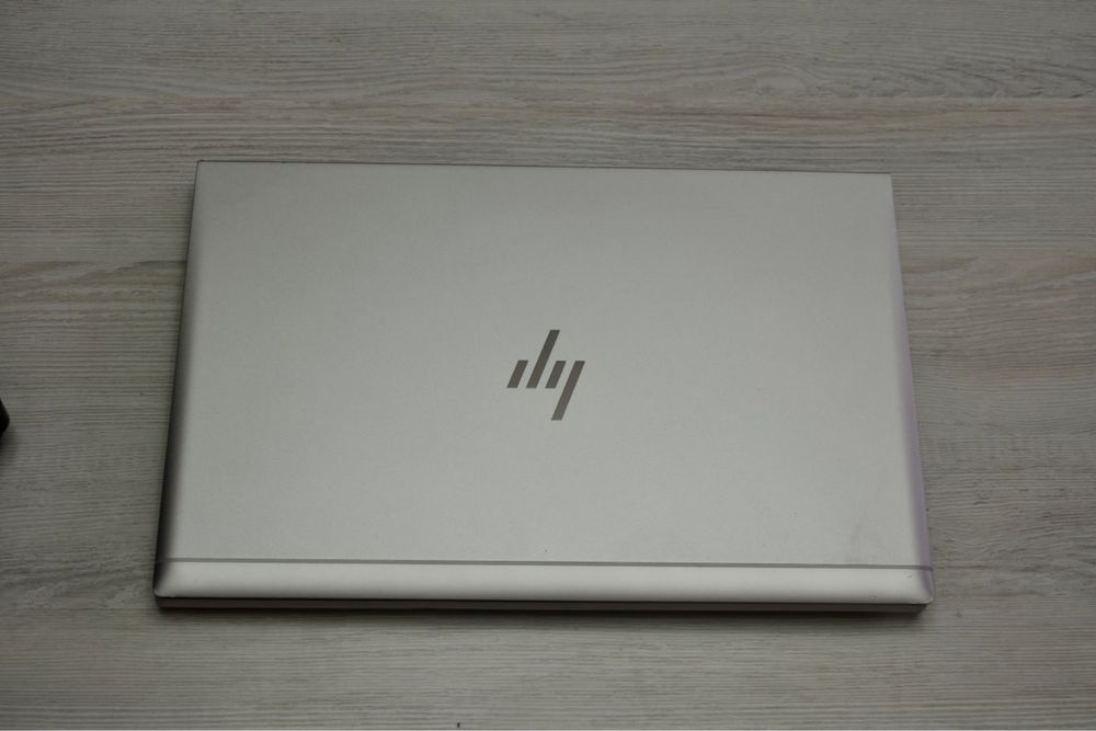 HP EliteBook 830 G8 vPro i7 1185G7/32GB/256GB