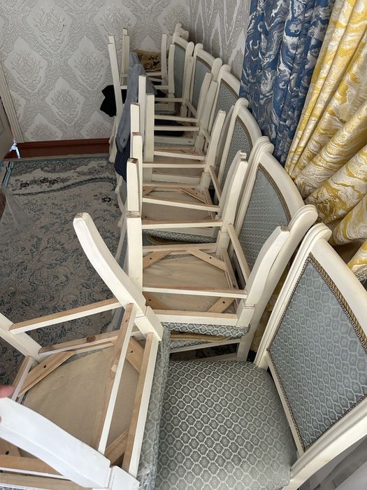 Стол стуляларымен