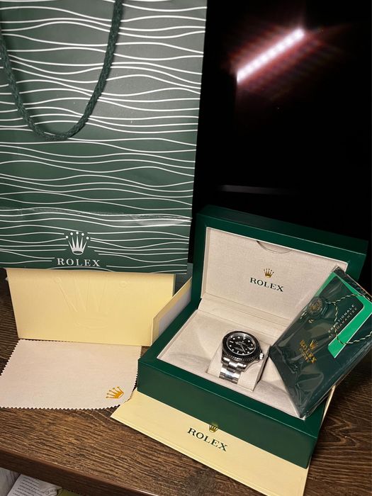 Rolex (Yacht Master Limited Edition 42m)