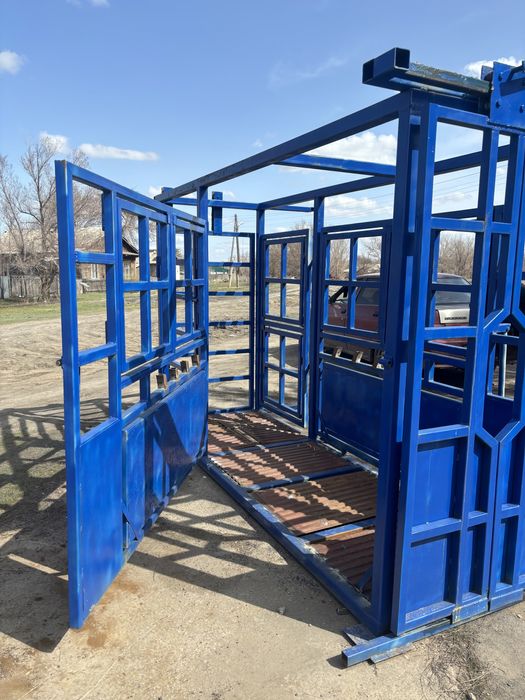 Станок фиксатор (Раскол) для КРС и Лошадей